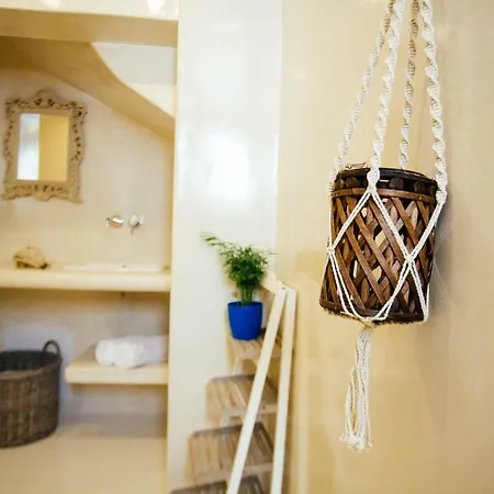 Affittacamere Akrotiri Cycladic Suites